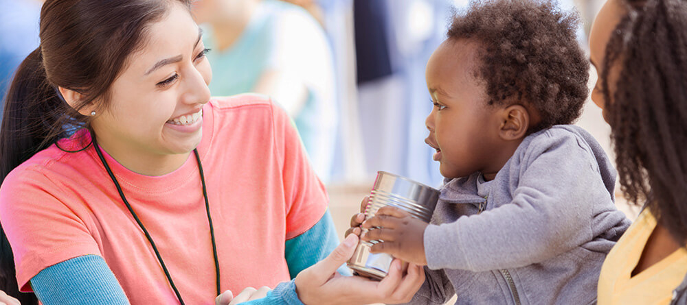 Female pre-med student gaining volunteer experience