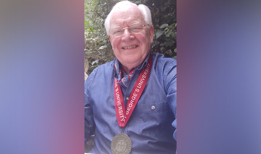 Rodney Croft, SOM dean of clinical studies, UK, received the Distinguished Service Award after 43 years with the University. He retired on March 1. News