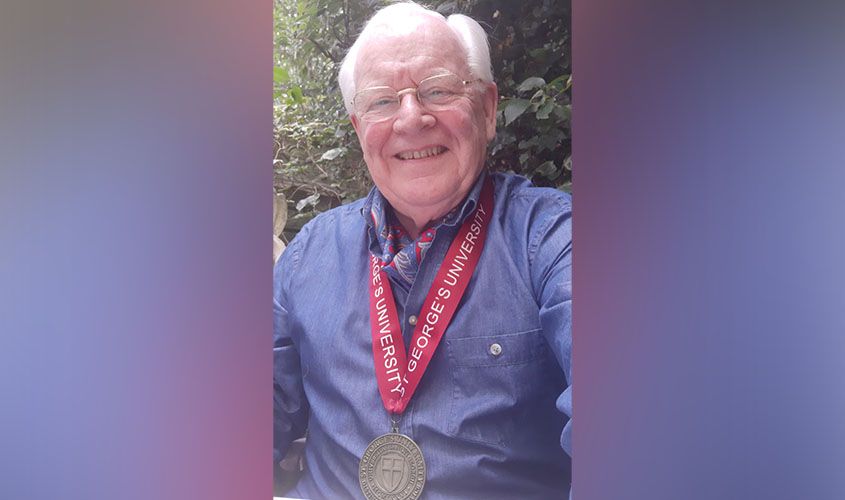 Rodney Croft, SOM dean of clinical studies, UK, received the Distinguished Service Award after 43 years with the University. He retired on March 1. News